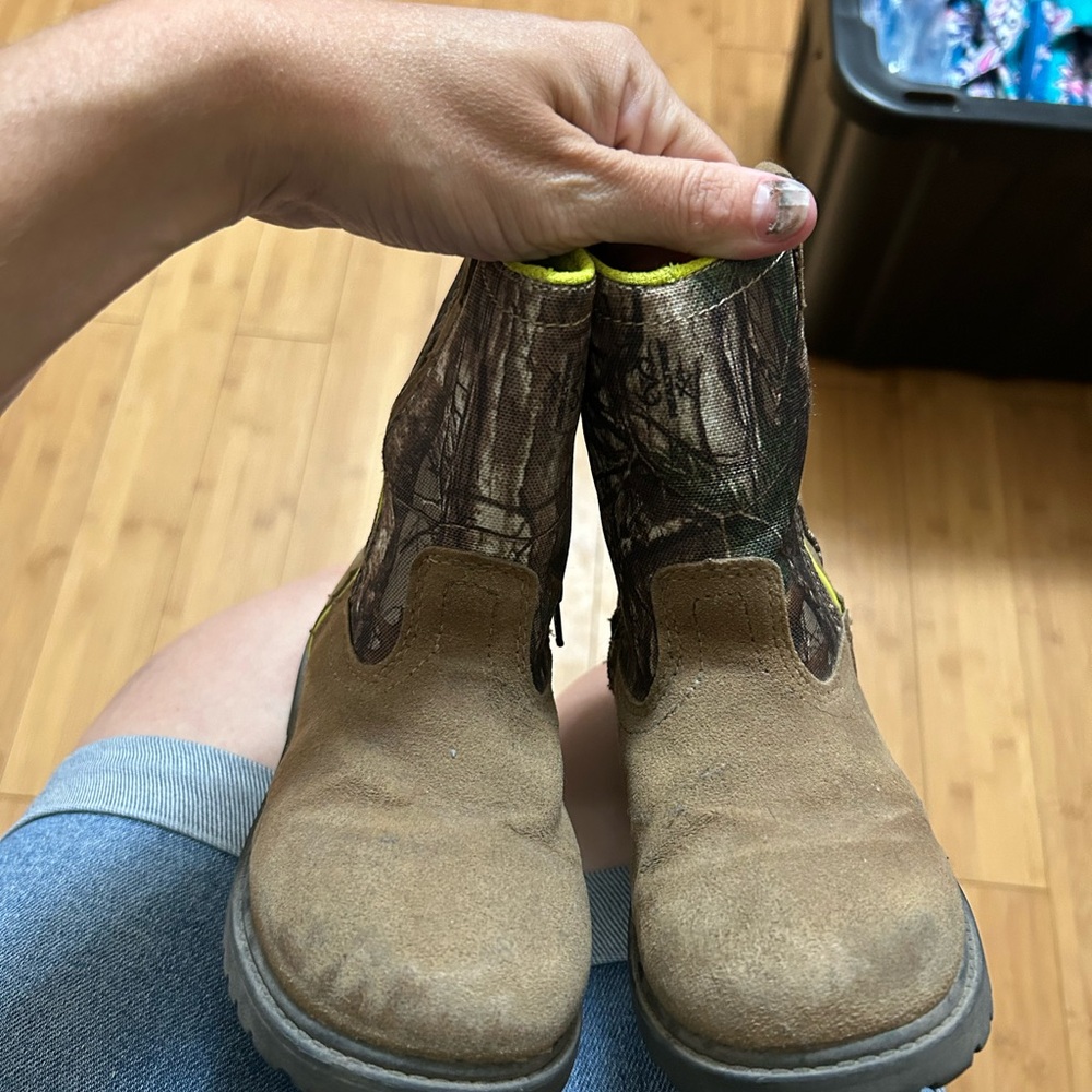 Magellan Outdoors Brown and Green Boots Rugged Durable Design